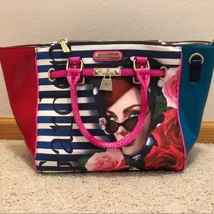 Nicole Lee lady in red Purse NWOT